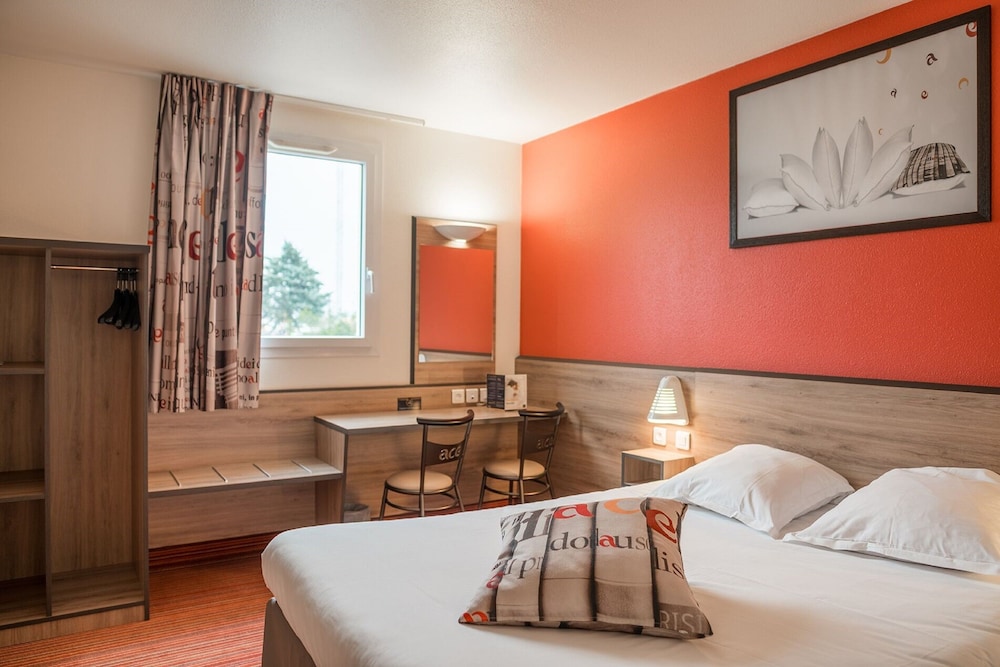 ACE Hôtel Creutzwald St Avold pet-friendly hotel Creutzwald