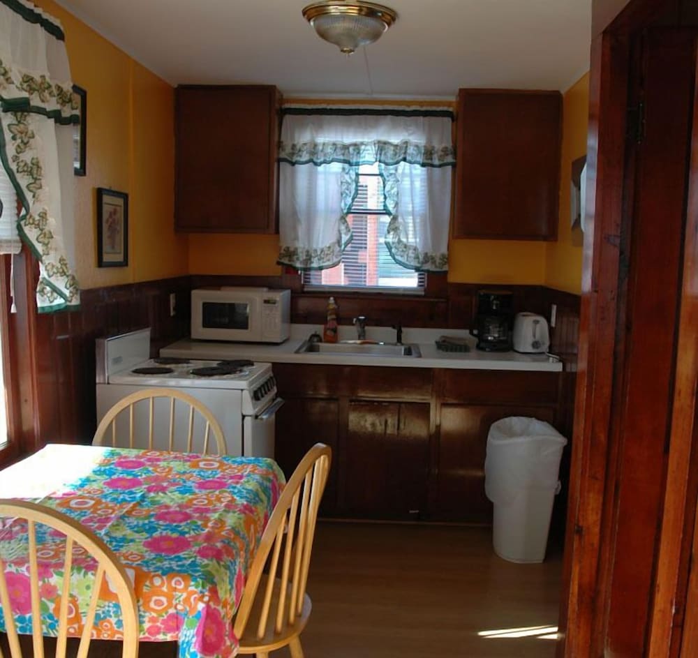 Channel Watefront Cottages - photo 61