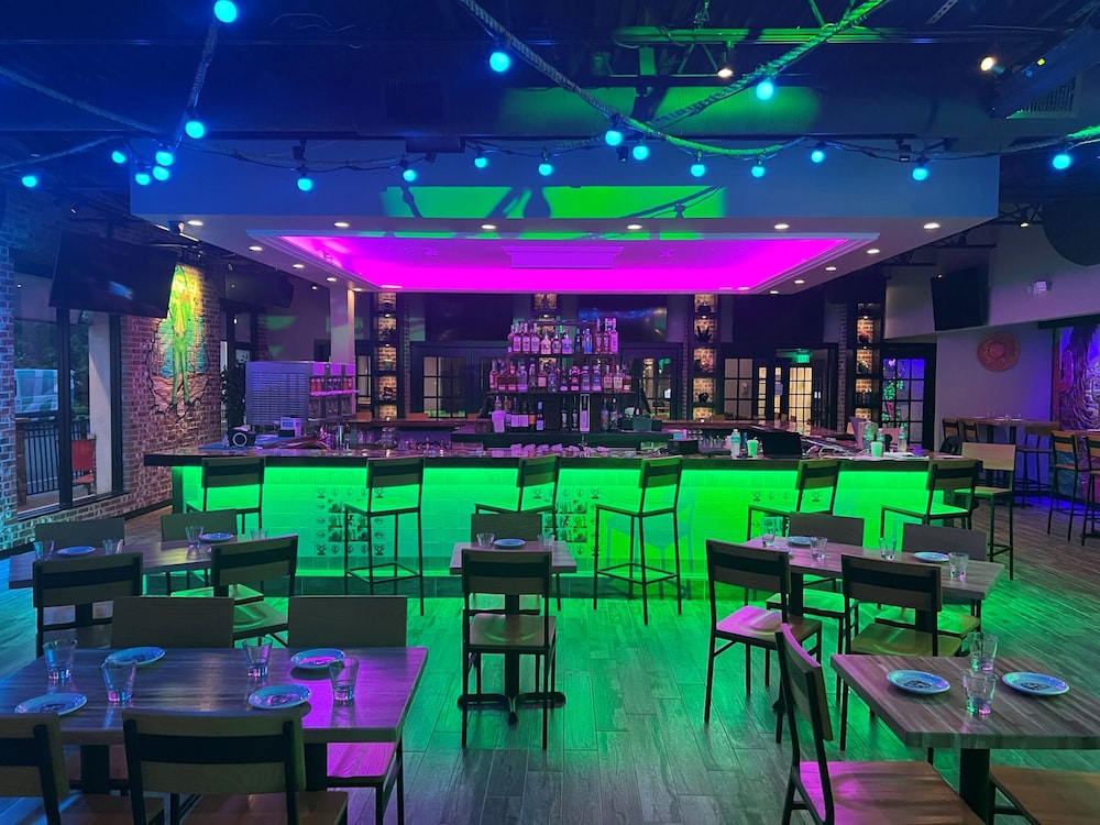 Holiday Inn & Suites Parsippany Fairfield by IHG - photo 23
