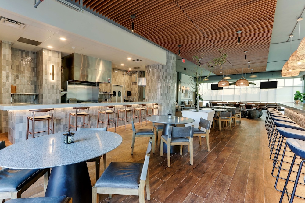 The Chattanoogan Hotel Curio Collection by Hilton - photo 63