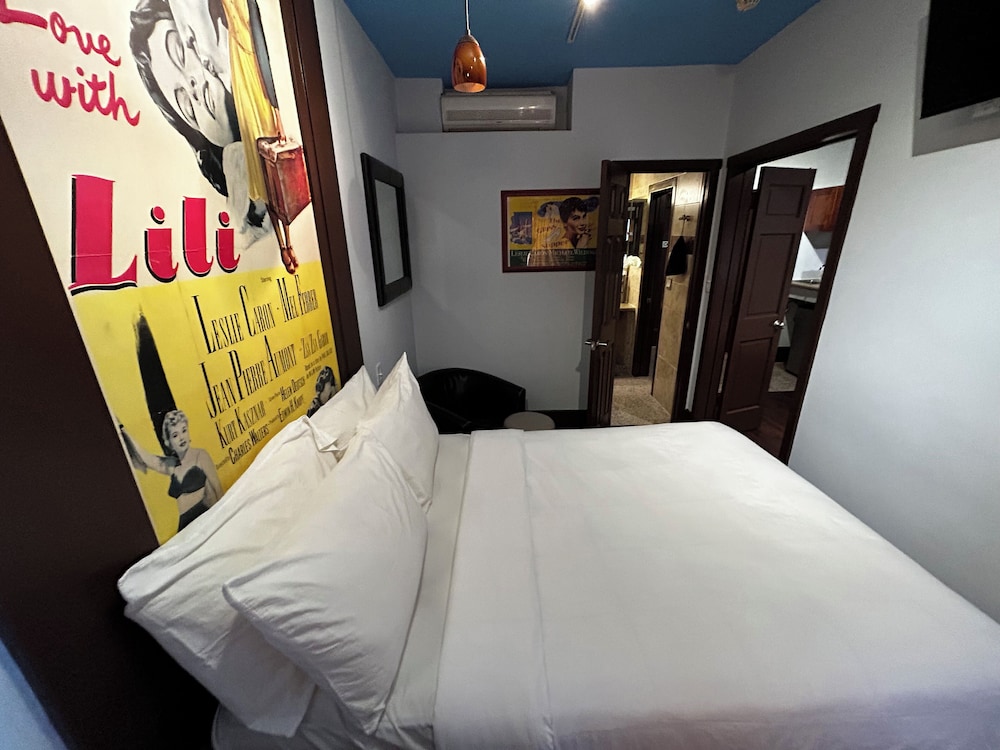 Chelsea Pines Inn - photo 38