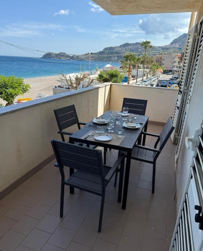 Family House Letojanni Taormina — 4-Star Luxury Hotel in Letojanni, Italy