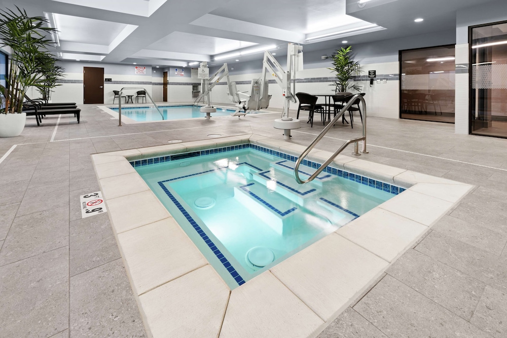 Hampton Inn & Suites Spokane Downtown South - photo 47