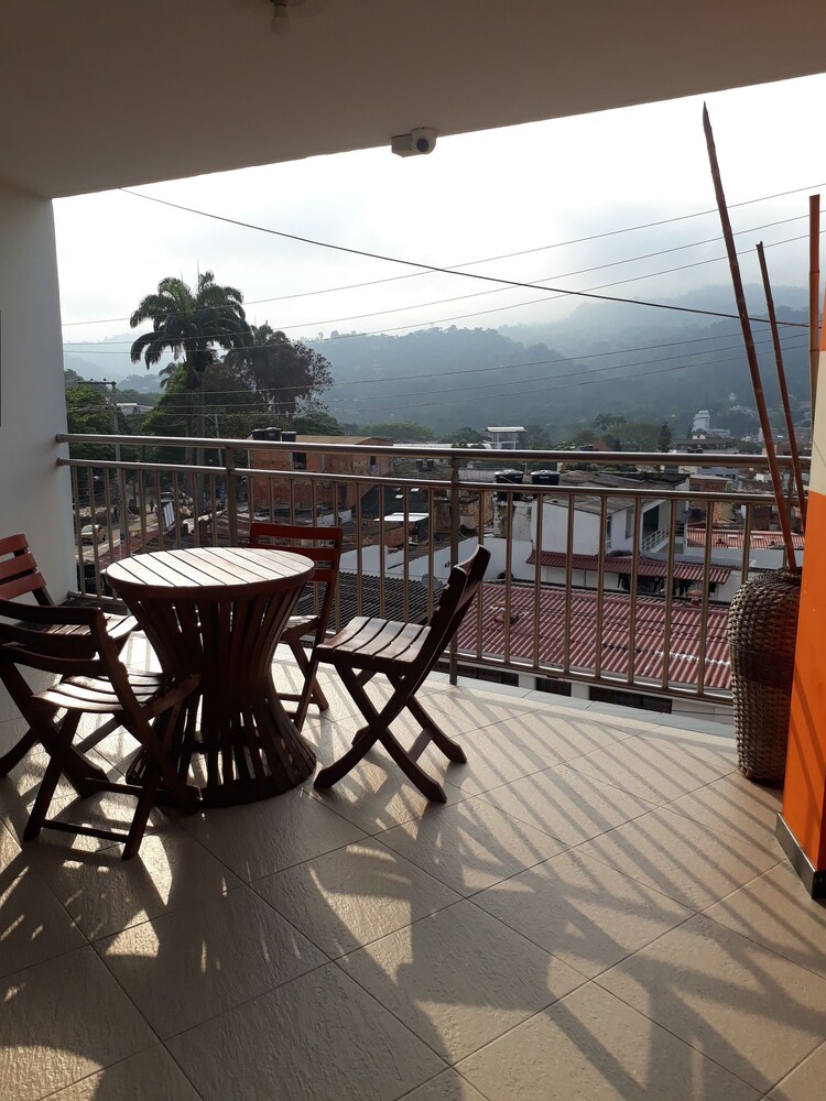 Bellavista Premium Hotel Villeta — hotel in Villeta