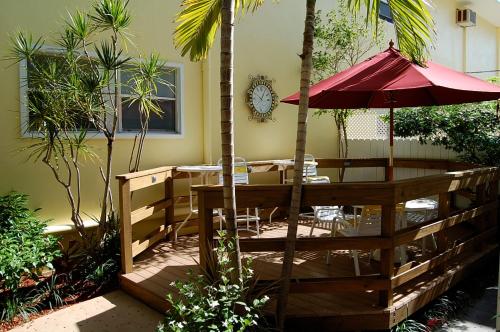 Alcazar Resort Gay Mens Resort - photo 13
