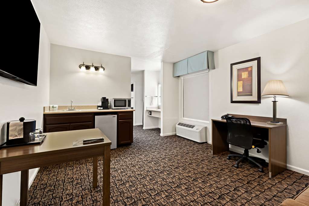 Best Western El Centro Inn - photo 12