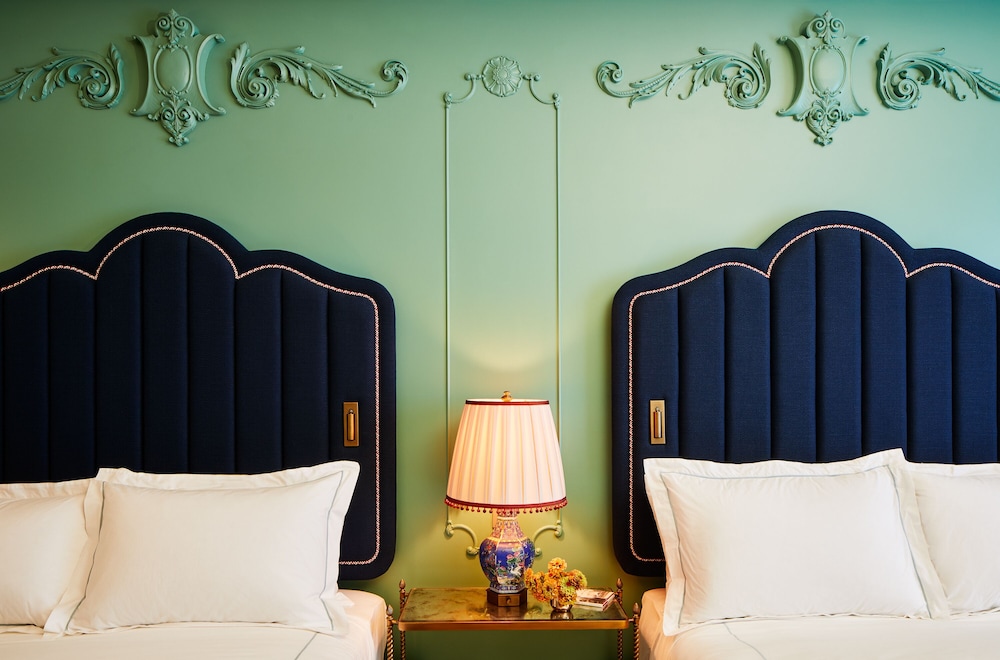 The Fifth Avenue Hotel - photo 18