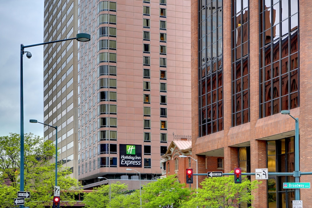 Holiday Inn Express Denver Downtown an IHG Hotel - featured photo