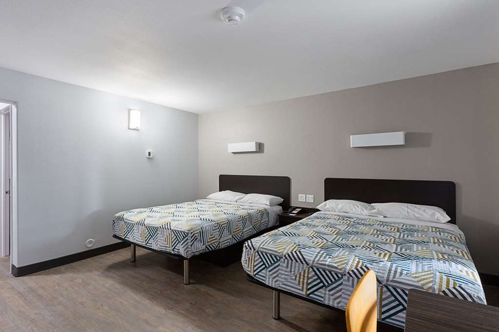 Motel 6 Show Low AZ - photo 23