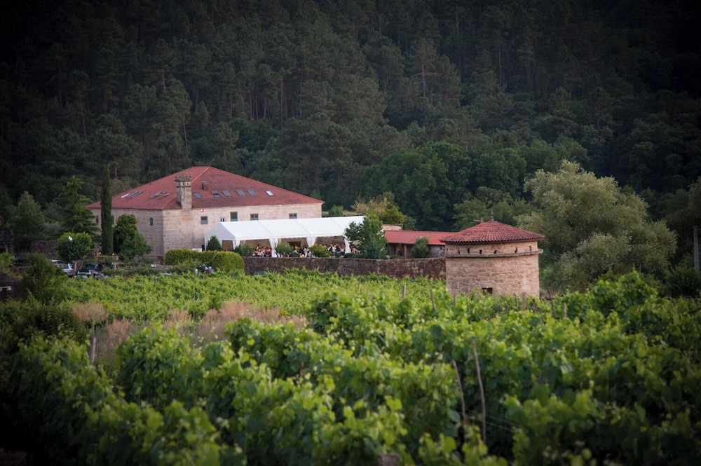 Abadía Caldaria — hotel in Ribadavia