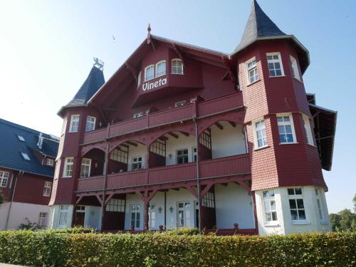 Villa Vineta — 4-Star Luxury Hotel in Seebad Bansin, Germany
