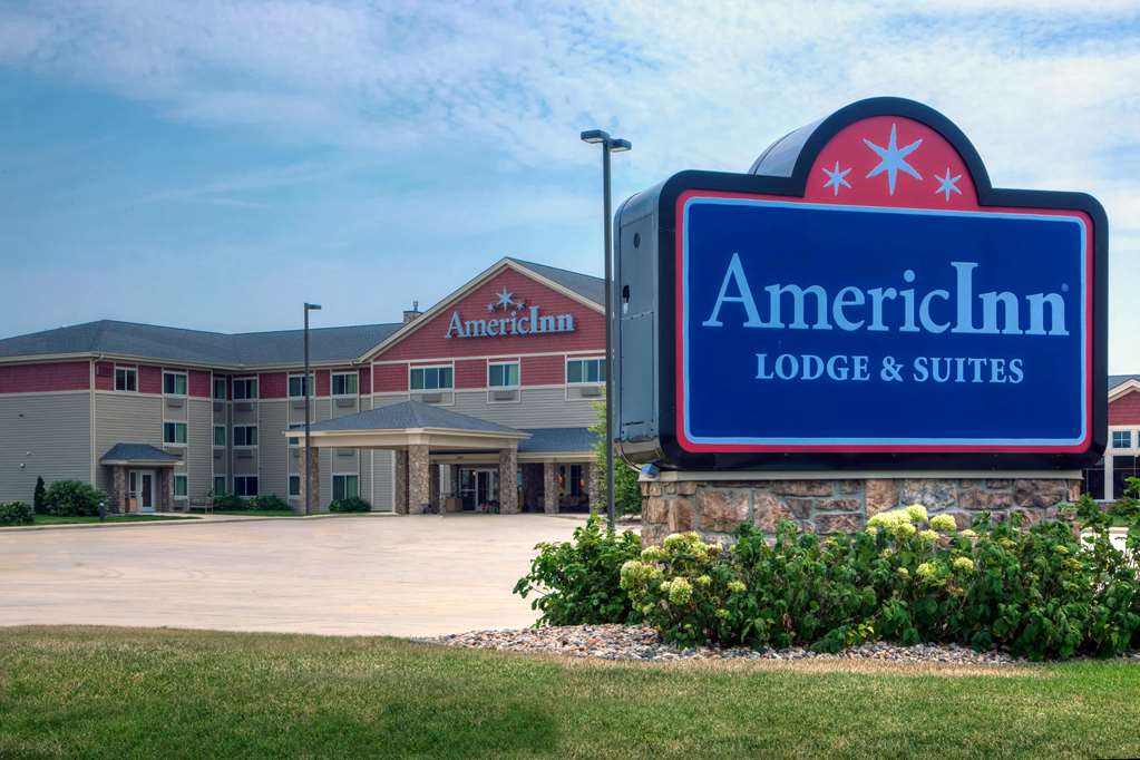 AmericInn by Wyndham Newton - photo 3