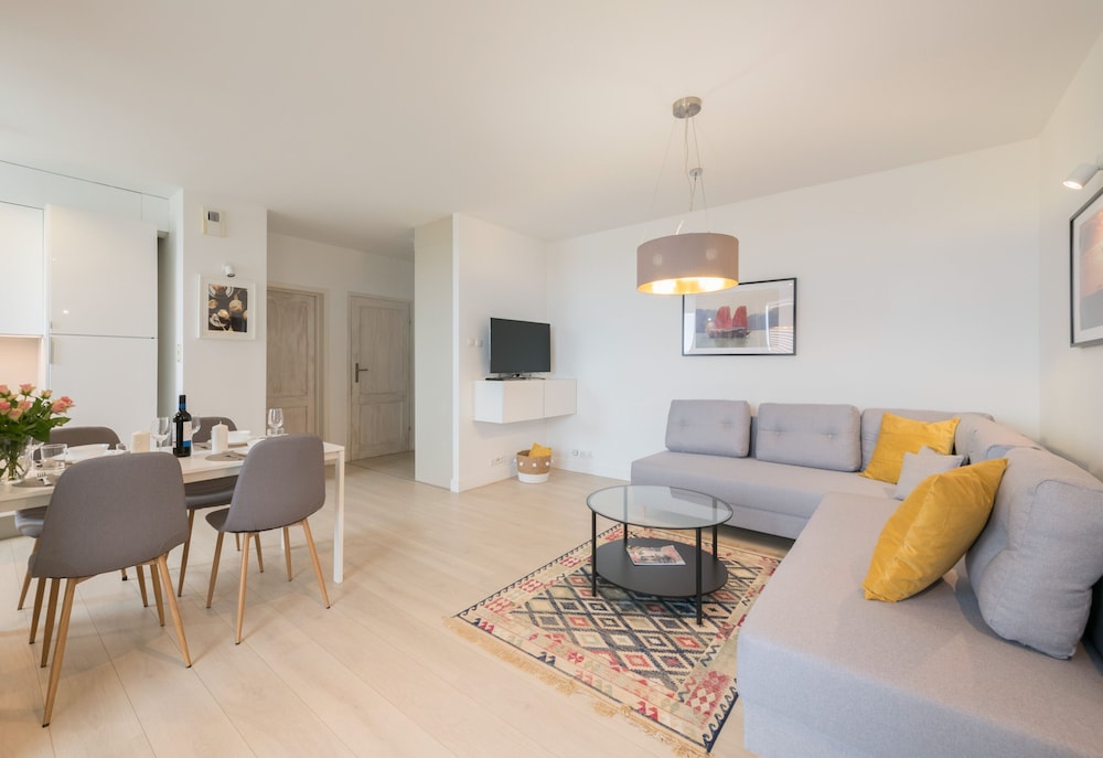 Apartment Trzy Żagle Gdańsk by Noclegi Renters — 4-Star Luxury Hotel in Gdansk, Poland