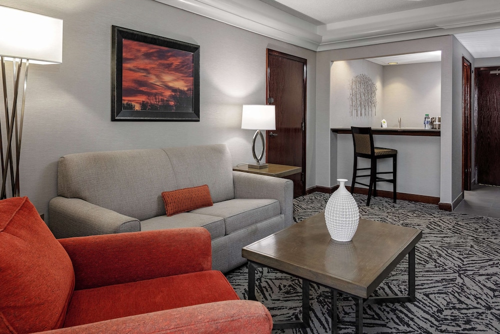 DoubleTree by Hilton Omaha Downtown - photo 12