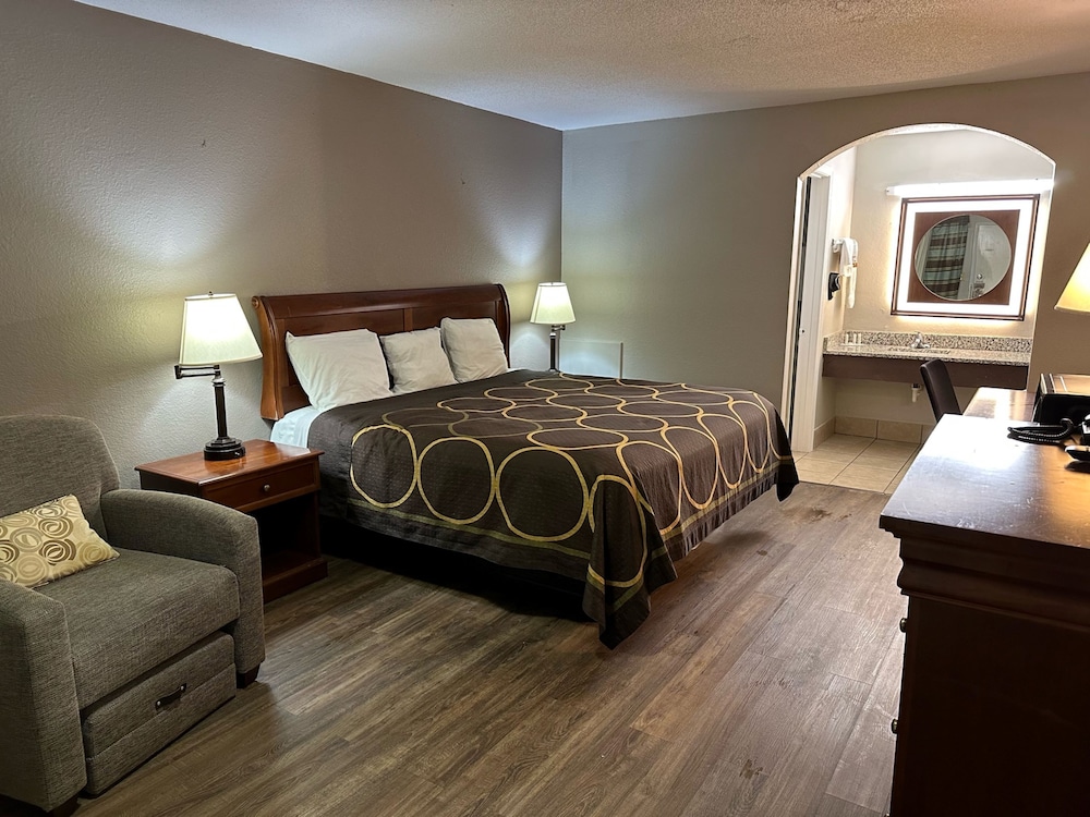 Super 8 by Wyndham Raleigh - photo 15