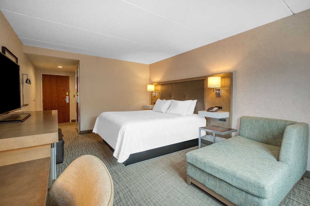 Hampton Inn Raynham Taunton - photo 16