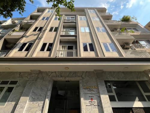 HongHome The Cactus Building — 4-Star Luxury Hotel in Ho Chi Minh City, Vietnam