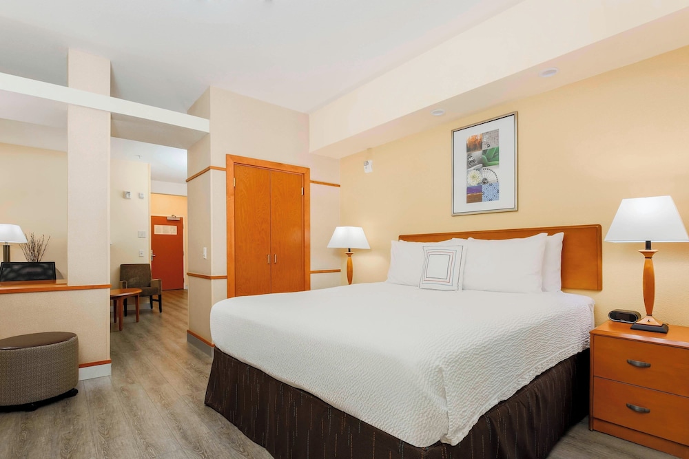 Fairfield Inn & Suites Temecula by Marriott - photo 9