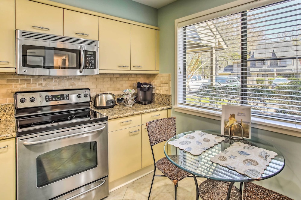 Myrtle Beach Vacation Rental w 2 Resort Pools - photo 9
