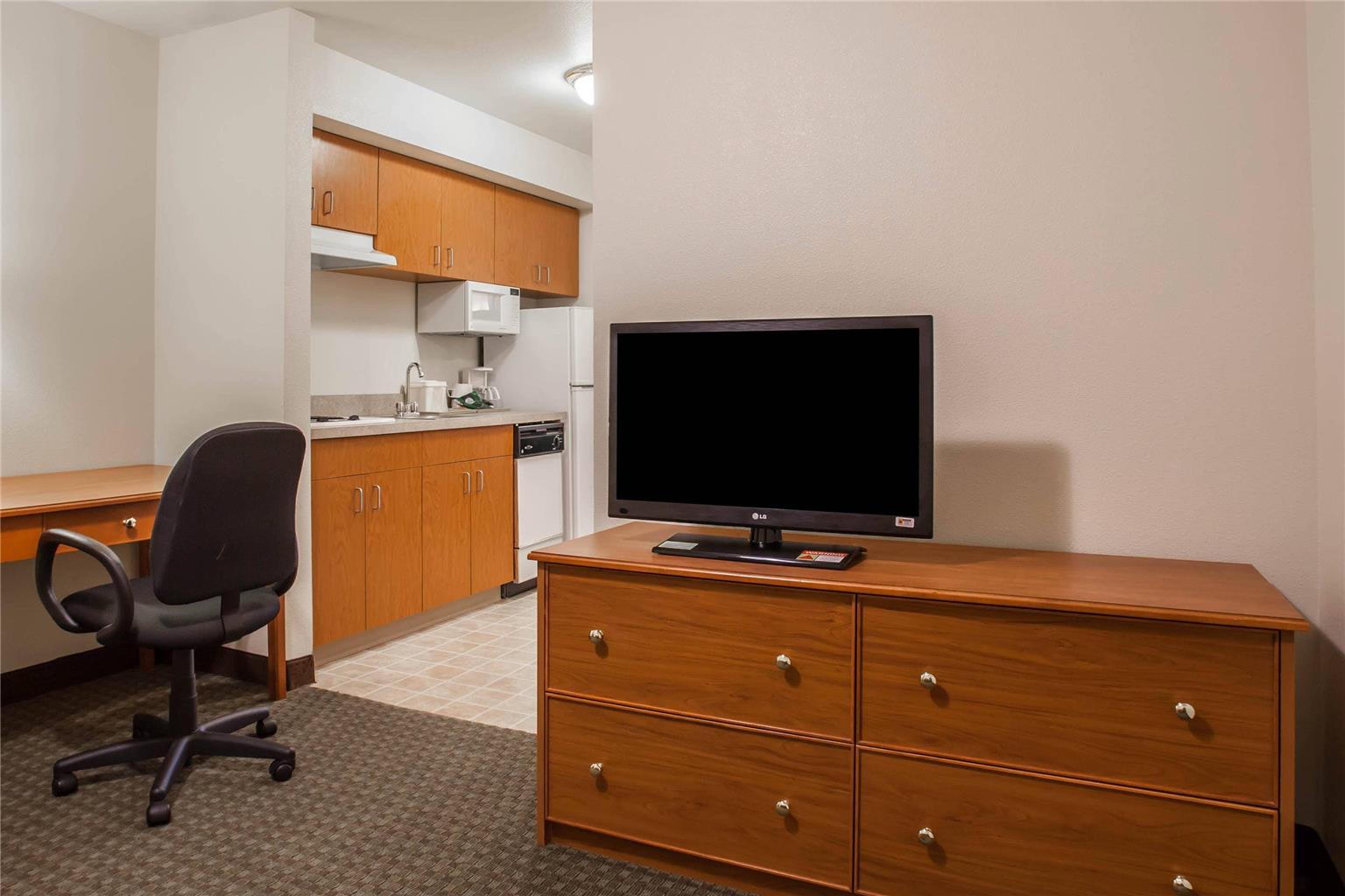 Quality Inn & Suites Federal Way Seattle - photo 24