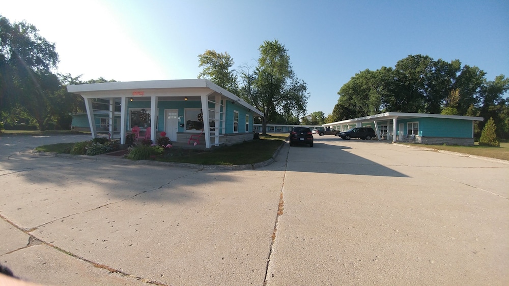 Motel 57 - photo 42