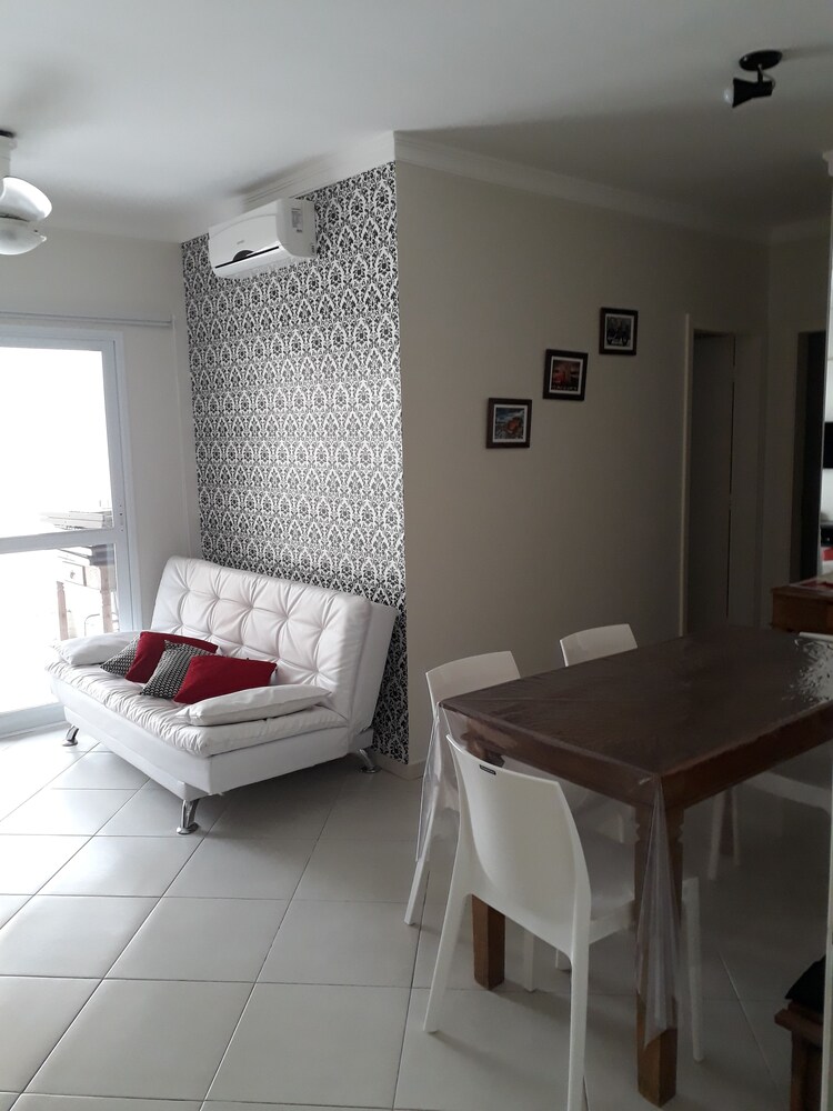 Apartamento Praia Grande 405 — 4-Star Luxury Hotel in Ubatuba, Brasil