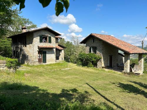Vakantiehuis Casa Dolce Vista — 4-Star Luxury Hotel in Monastero Bormida, Italy
