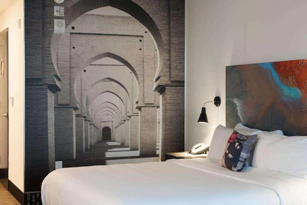 Lorenzo Hotel Dallas Tapestry Collection by Hilton - photo 4