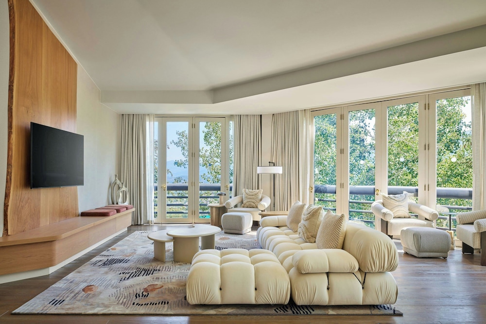 Viewline Resort Snowmass Autograph Collection - photo 23