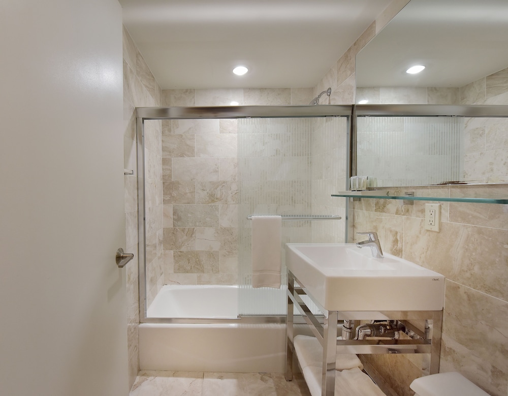 Hotel 32 32 - photo 56