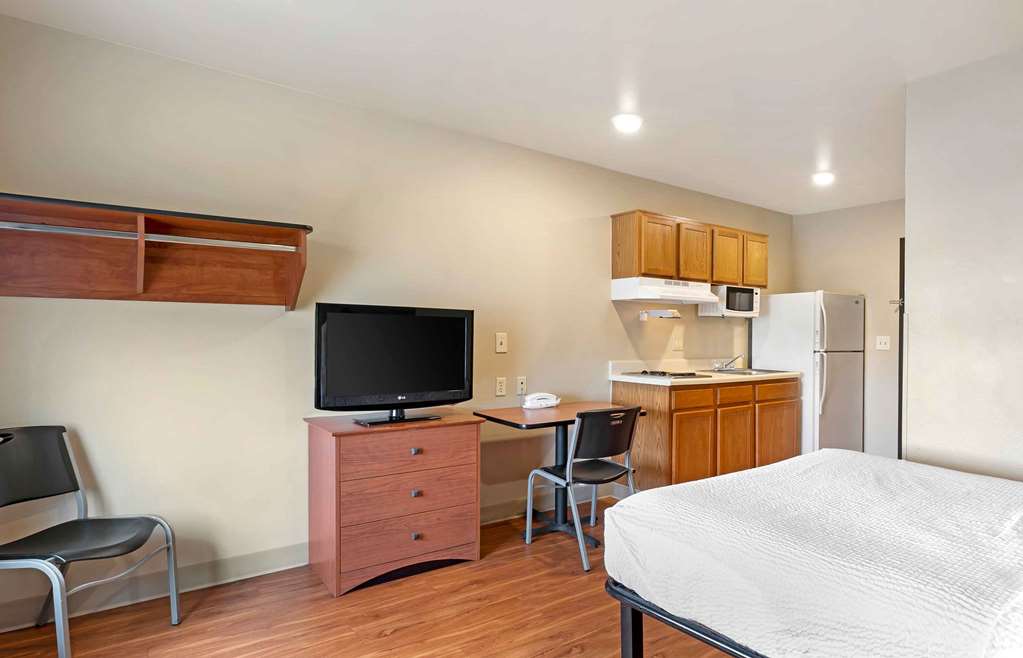 Extended Stay America Select Suites Wichita Airport - photo 13