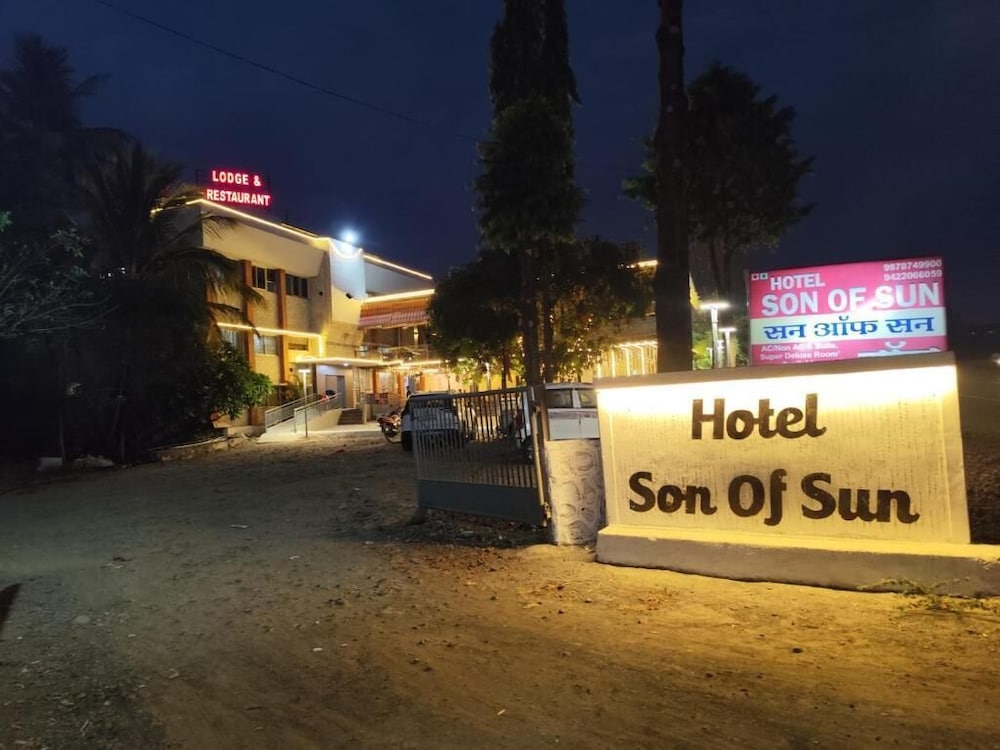 Hotel Son of Sun — hotel in Tuljapur