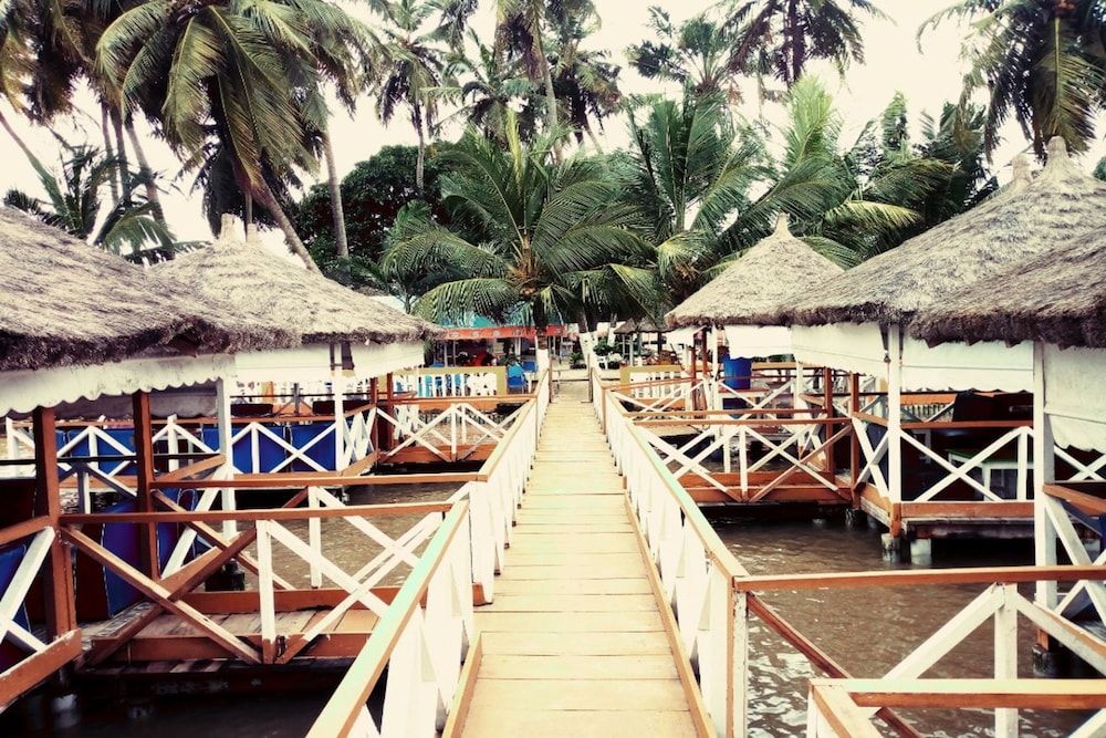 Hotel Le Bord du Lac Tiberiade in Abidjan, Côte D'Ivoire