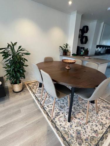 Cozy Urban Single Room — Alesund — photo 3