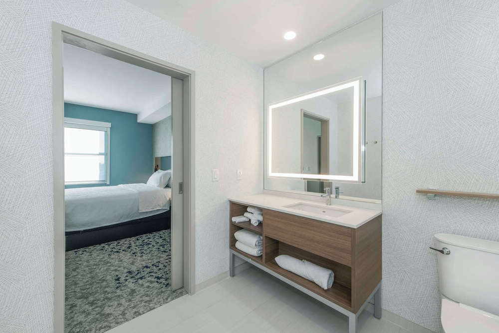 Home2 Suites by Hilton Lumberton - photo 17