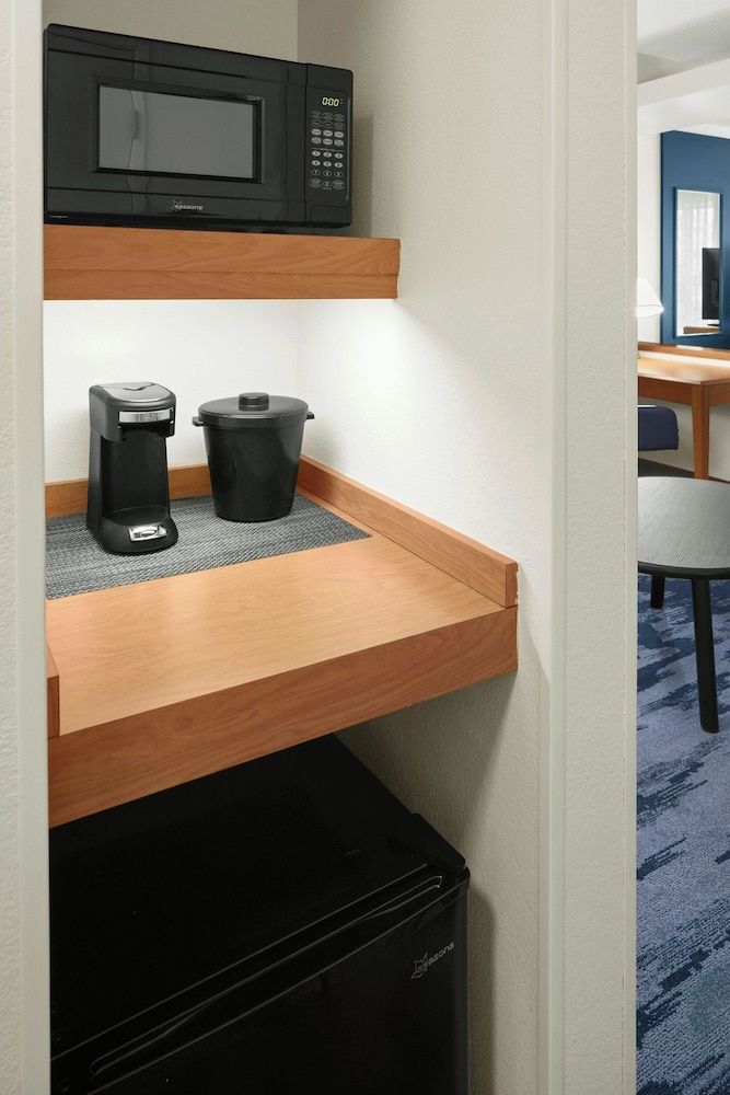 Fairfield Inn & Suites by Marriott Carlisle - photo 8