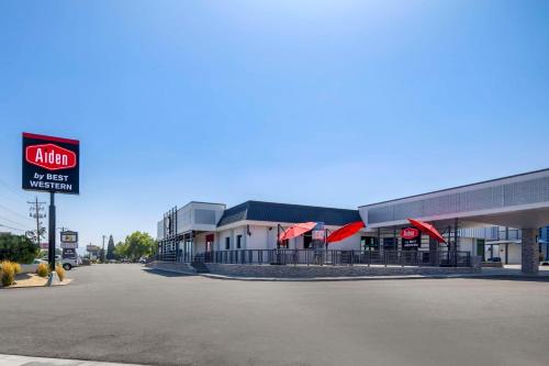 Days Inn by Wyndham Reno South - photo 10
