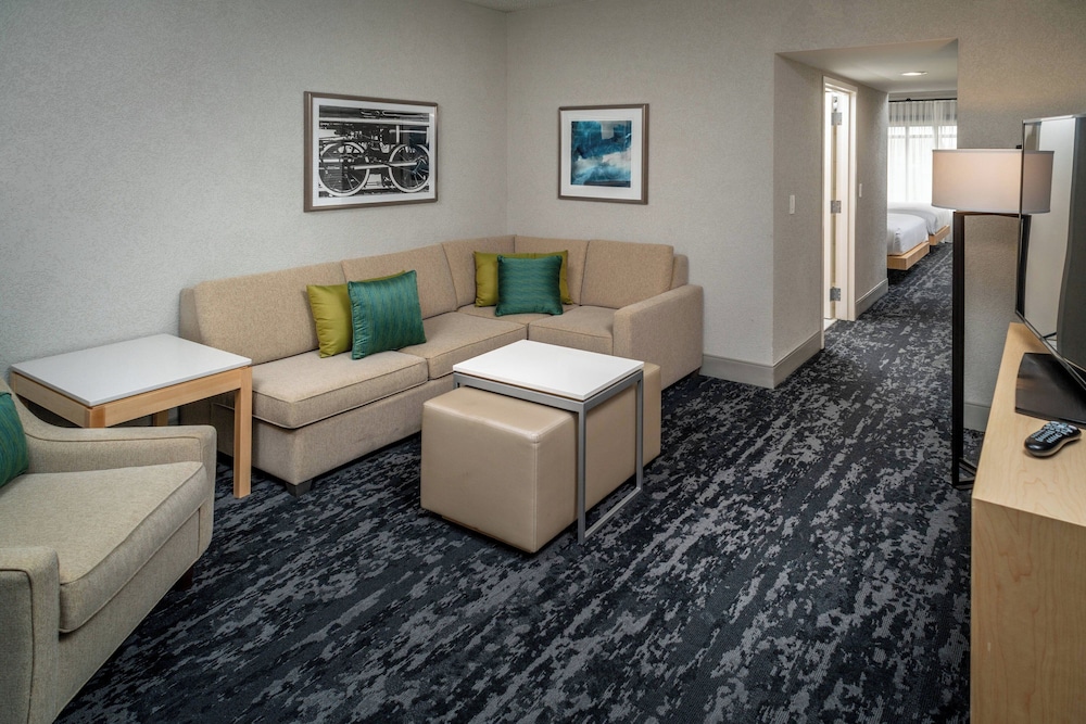 Delta Hotels by Marriott Huntington Downtown - photo 13