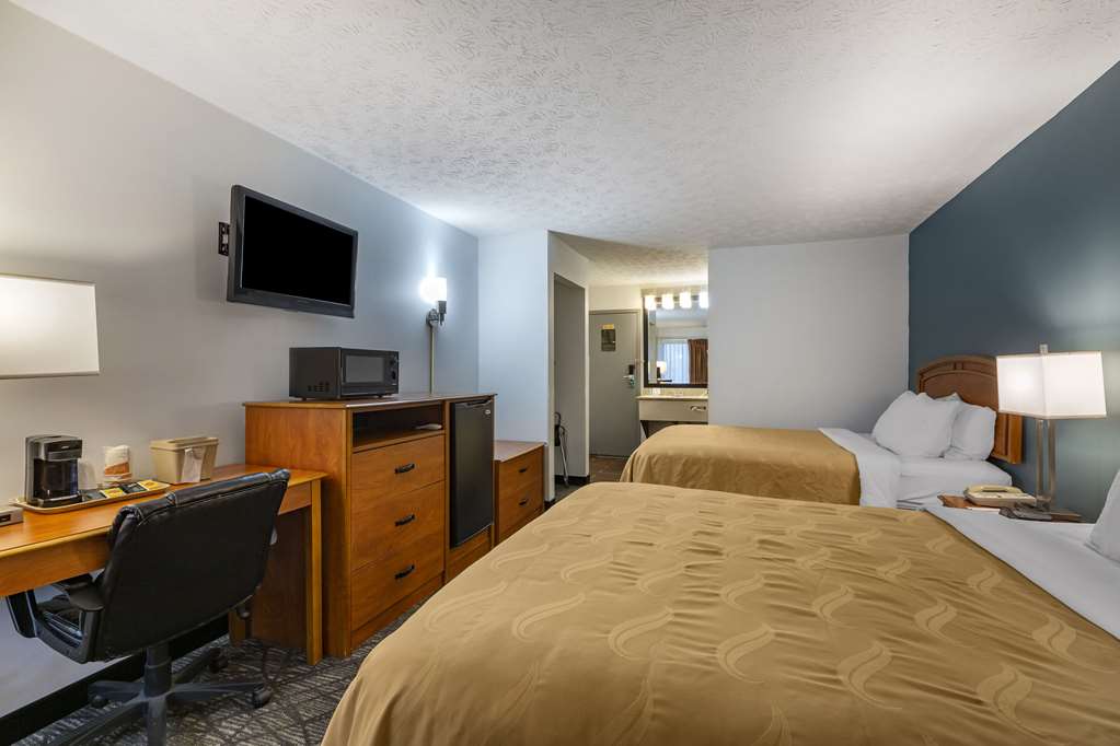 Quality Inn Austintown Youngstown West - photo 19