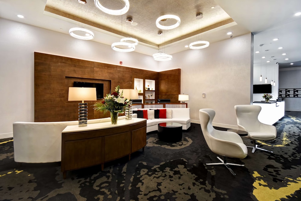 DoubleTree by Hilton Deadwood at Cadillac Jack's - photo 5