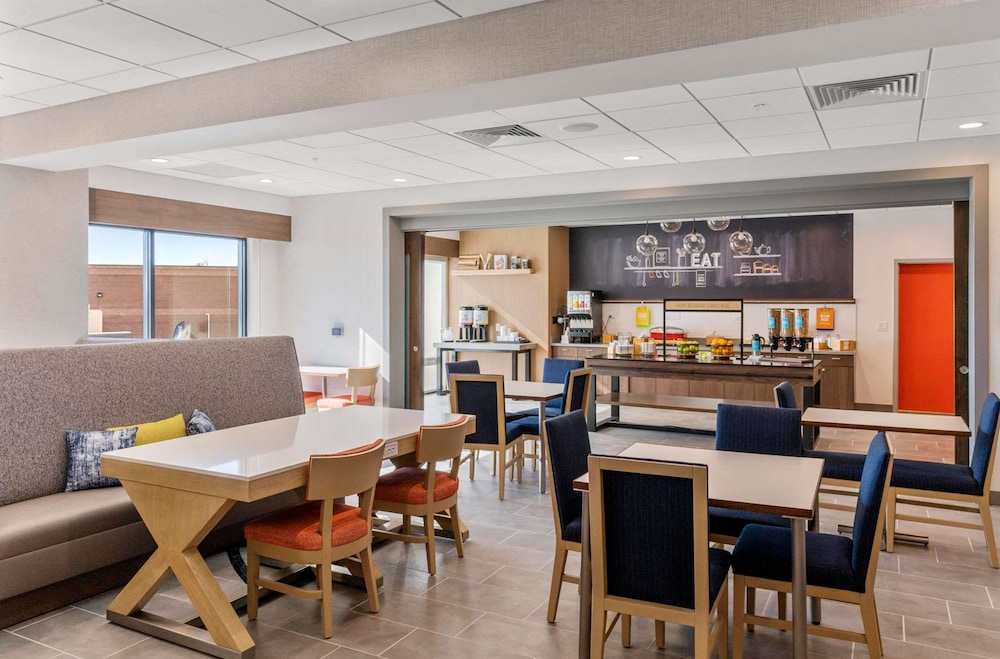 Hampton Inn by Hilton Colorado Springs Northeast - photo 27
