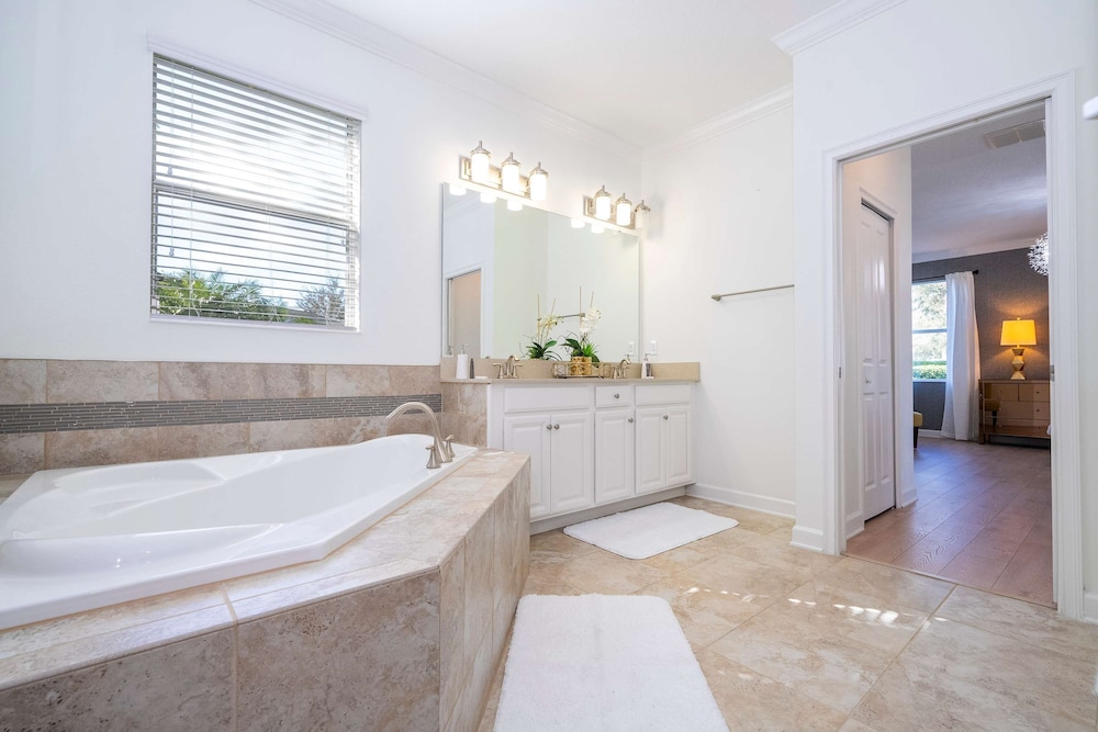 Luxurious 4Bd Villa Private Pool Spa Champions Gate Resort 9021 - photo 43