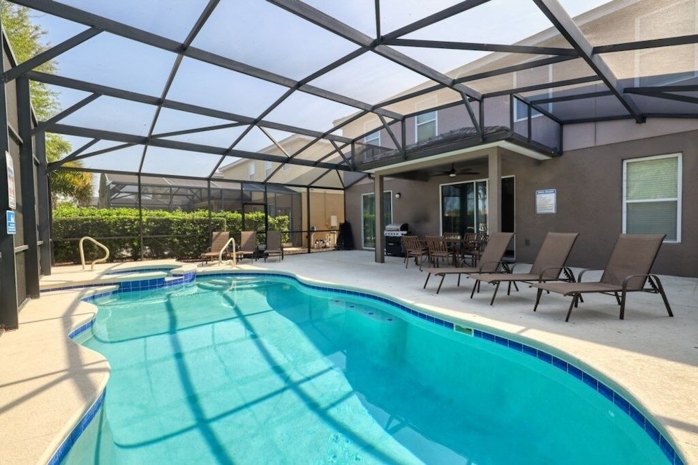 Fun Games & Relaxation At Solterra Resort 6 Bedroom Home by Redawning - photo 28