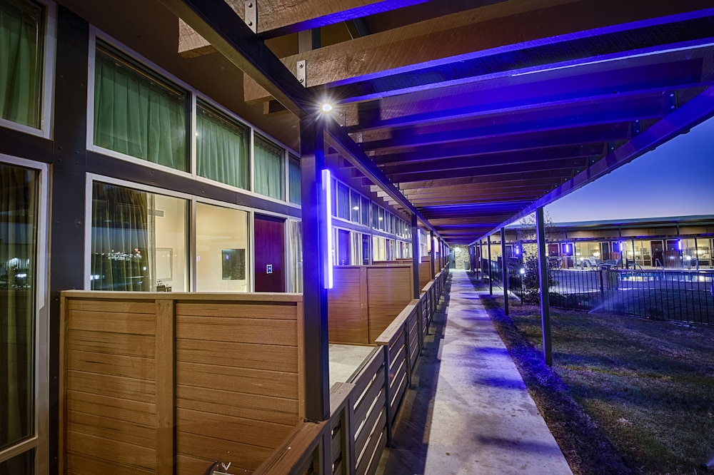 Tonkawa Hotel & Casino - photo 25