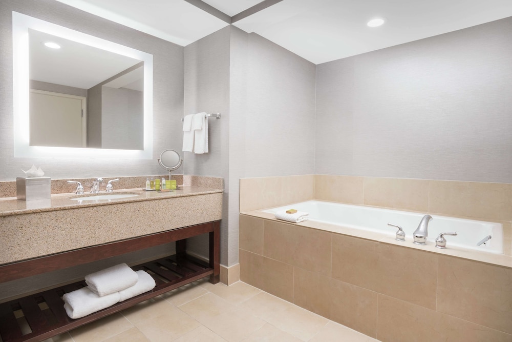DoubleTree by Hilton Colorado Springs - photo 39