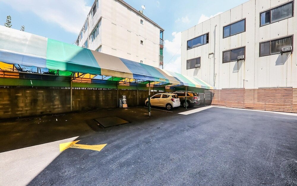 Asan Limousine in Asan, South Korea