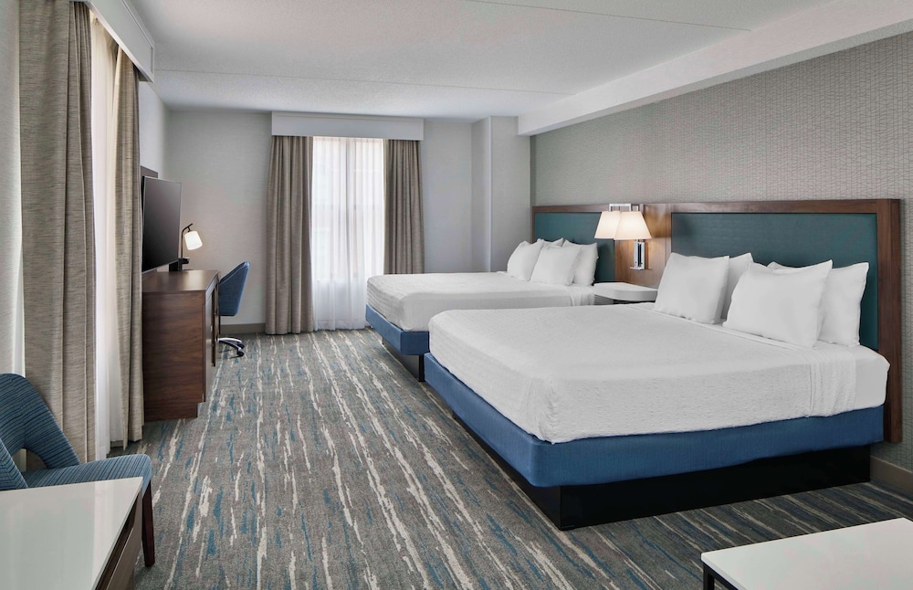 Hampton Inn & Suites Saratoga Springs Downtown - photo 11