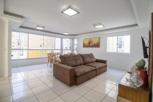 WAL51 Churrasq Quadra Mar 3 Dorm Climatizado
