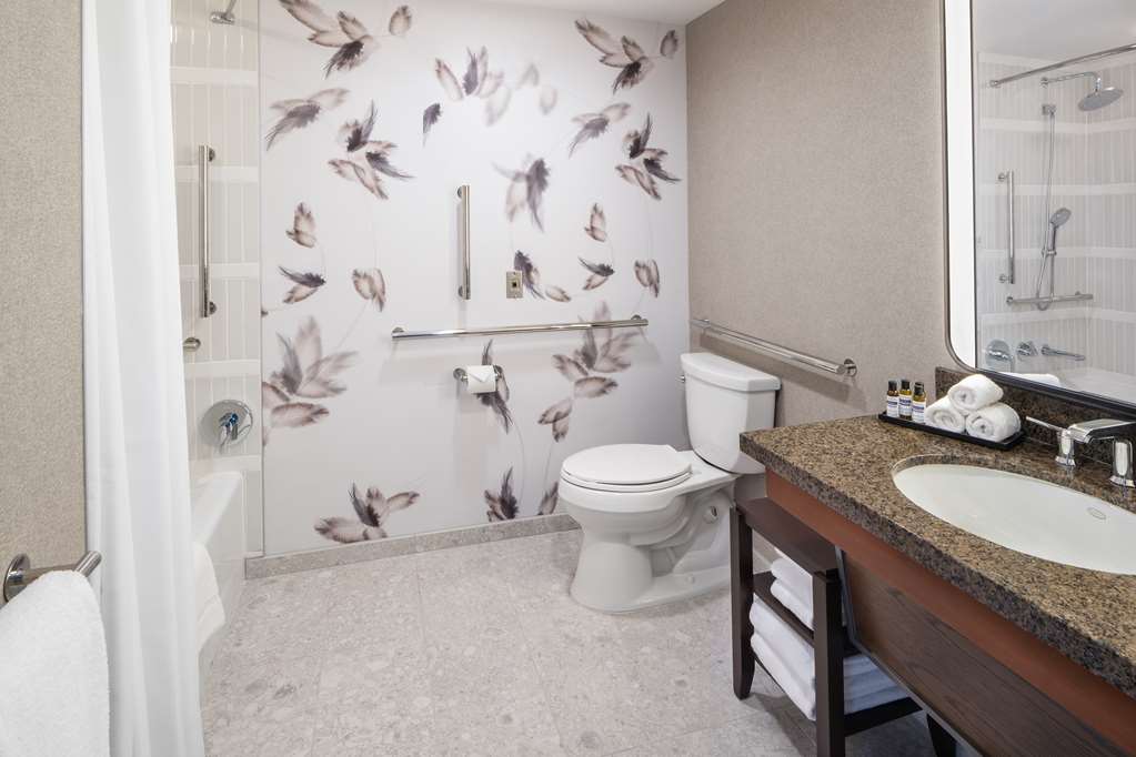Hyatt Regency Coralville - photo 20