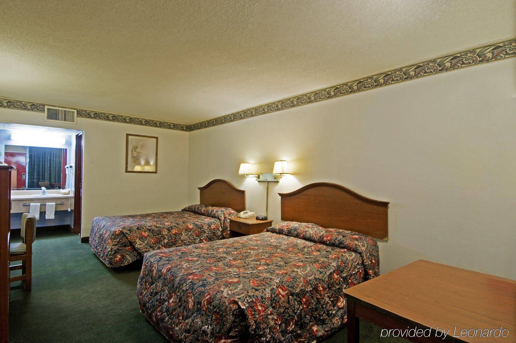 Quality Inn Shawnee - photo 9